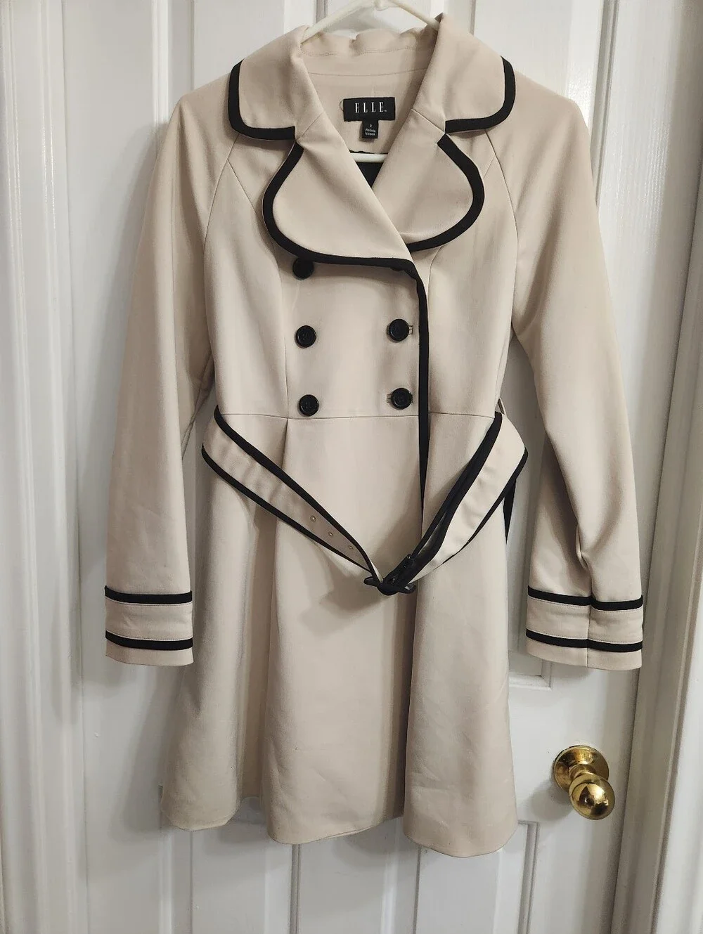 Elle Cream Trench Coat with Black Contrast Trim Sz 2